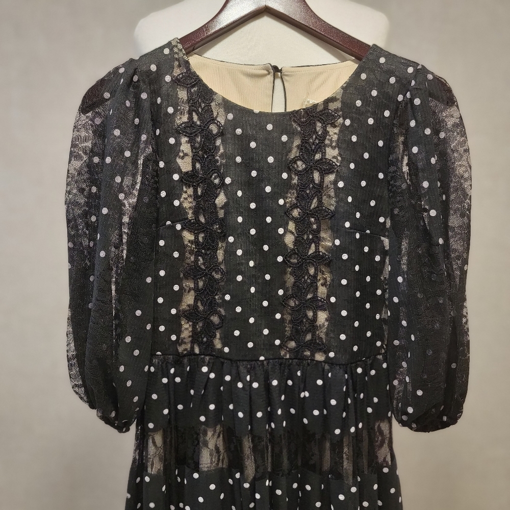 Dress - Picture 3 of 9